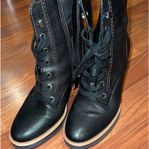 Naturalizer Callie Lace Up Boots - Picture 2 of 8